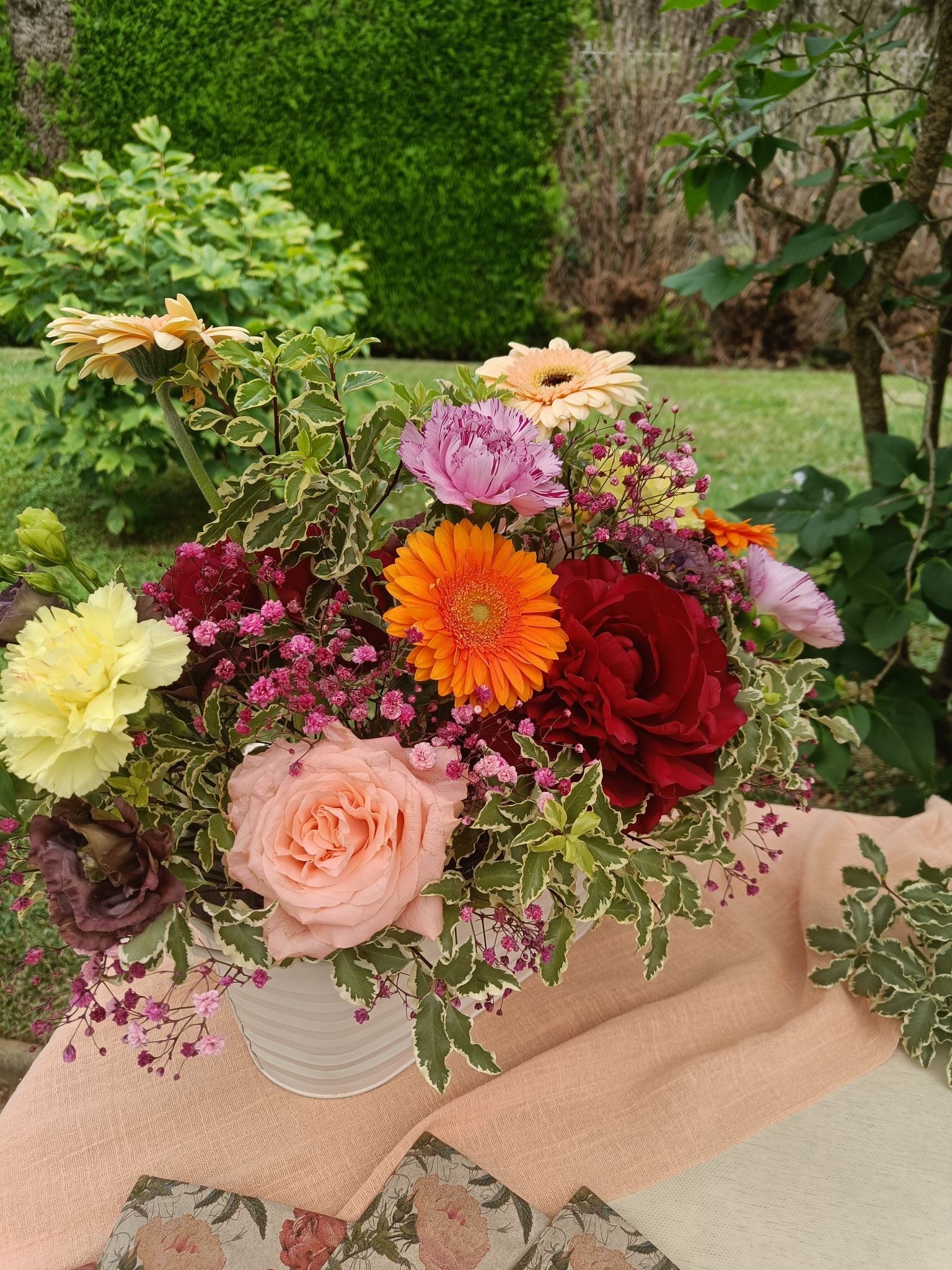 Mariage pivoine composition centre table