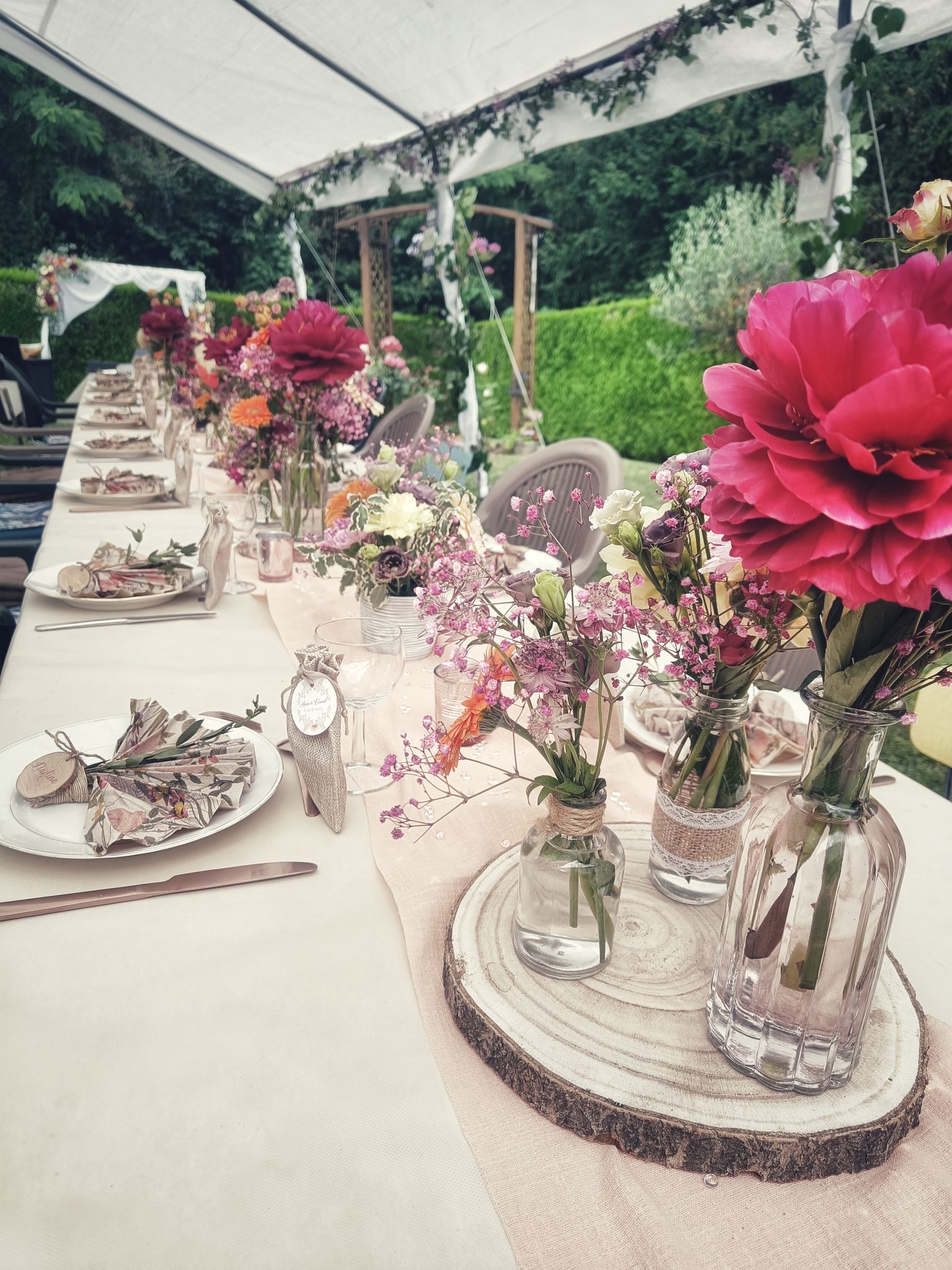 Mariage pivoine decoration table