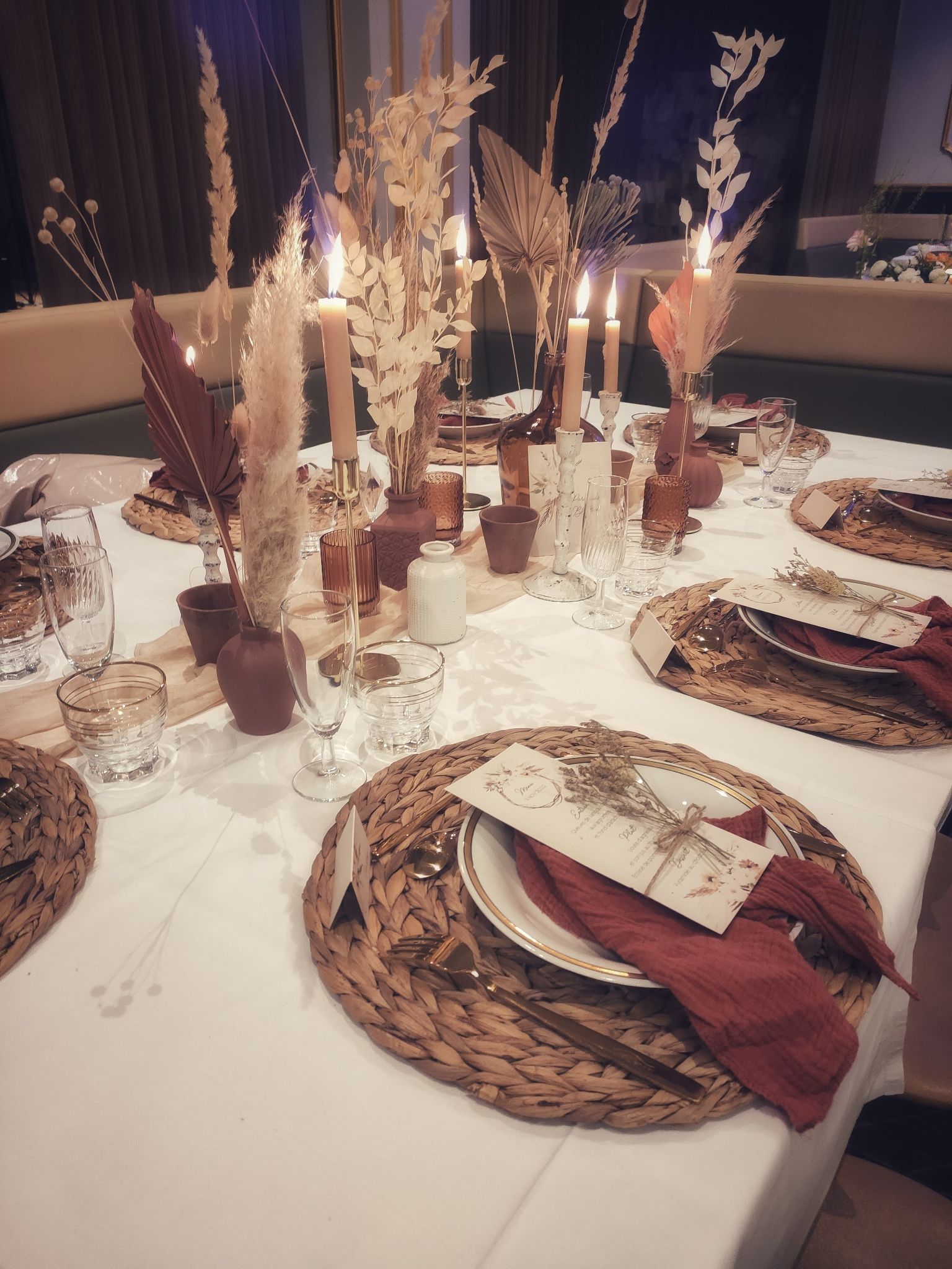 Decoration table mariage boheme terracotta